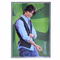 Zeige Details für Poster Bollywood Shaid Kapoor camicia azzurra
 Bild von Poster Bollywood Shaid Kapoor camicia azzurra