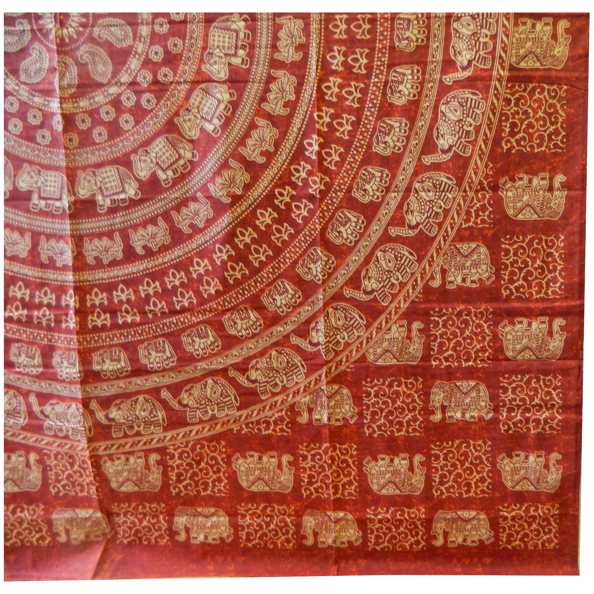 Tagesdecke Elefanten im Kreis 4-reihig rot 230x210cm Überwurf indische Decke