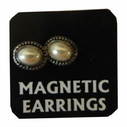Bild von Magnetische Ohrringe mit Kunststoffstein

