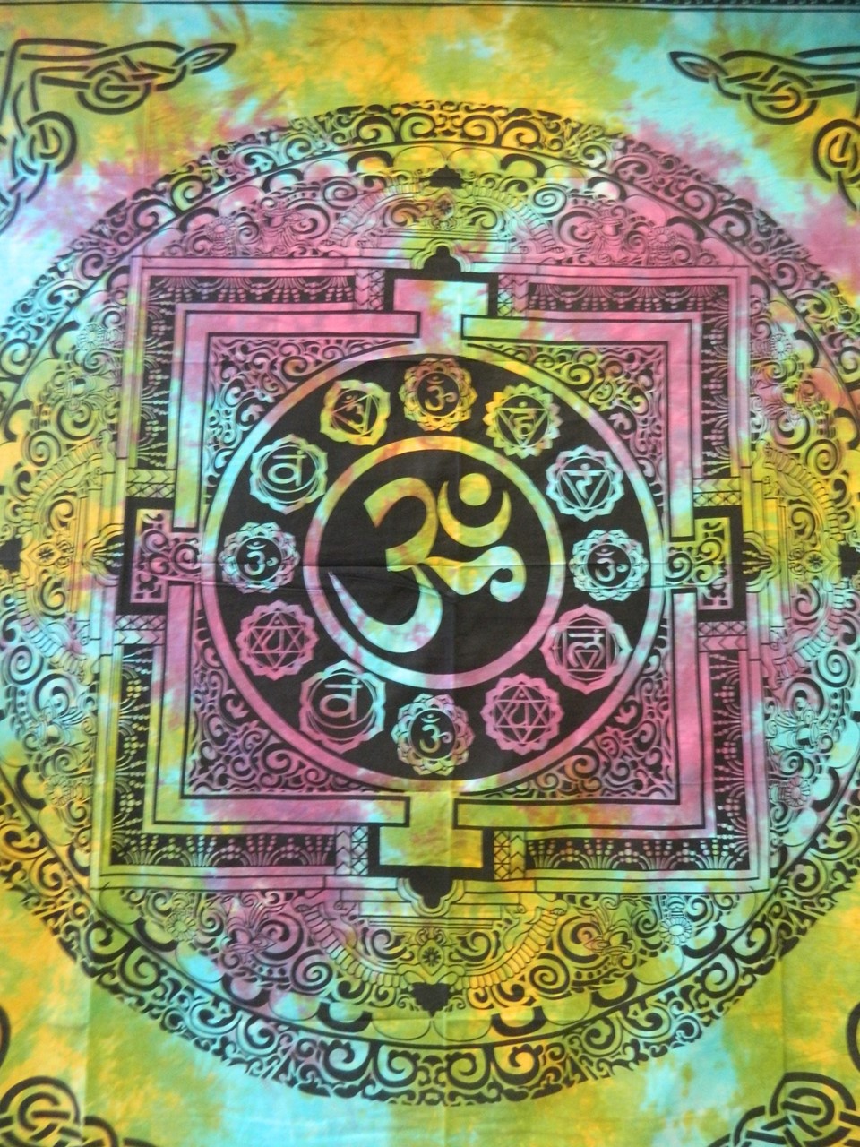 Tagesdecke Om Mandala Aquarell Bunt Baumwolle Indische Decke Wandbehang Uberwurf Tie Dye Indischer Basar Online Shop Fur Waren Direkt Aus Indien